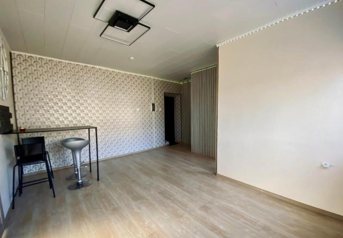 Bright And Cozy Flat In Rummu, 35 Min To Tallinn Exterior photo